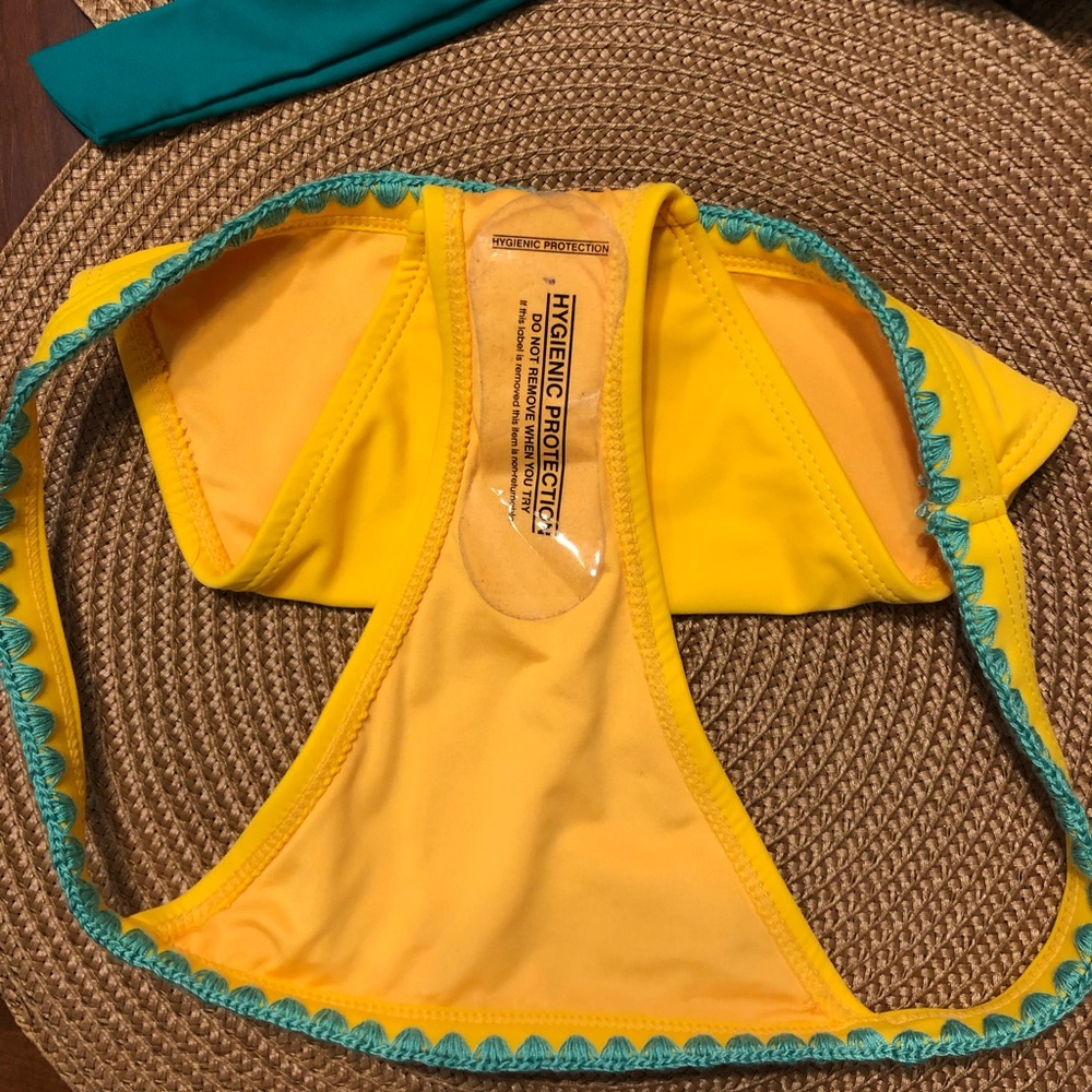 Forever 21 Pineapple Swimsuit ✨🍍 👙✨ - Picture 3 of 7